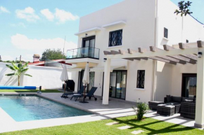 Superbe villa avec piscine